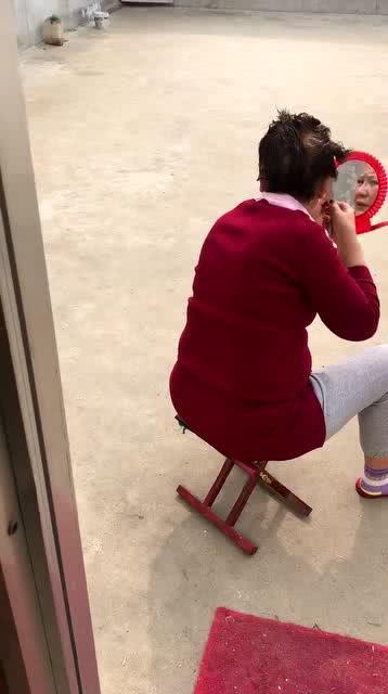 吃瓜群众李阿姨,揭秘娱乐圈那些事儿