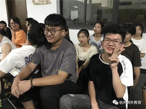 曹老师吃瓜群众,吃瓜群众的美食探索之旅