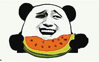 立秋做个吃瓜群众的心情,瓜香四溢，做个悠闲吃瓜群众，共赏丰收美景